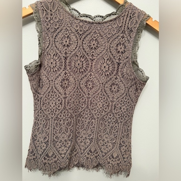 Luna Moon Lace Sleeveless Top Size S - Picture 2 of 7